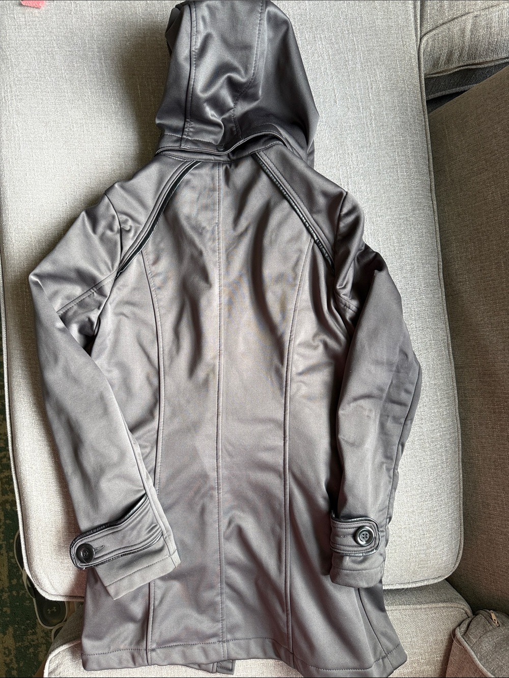 Yoki Jacket - Picture 6 of 7